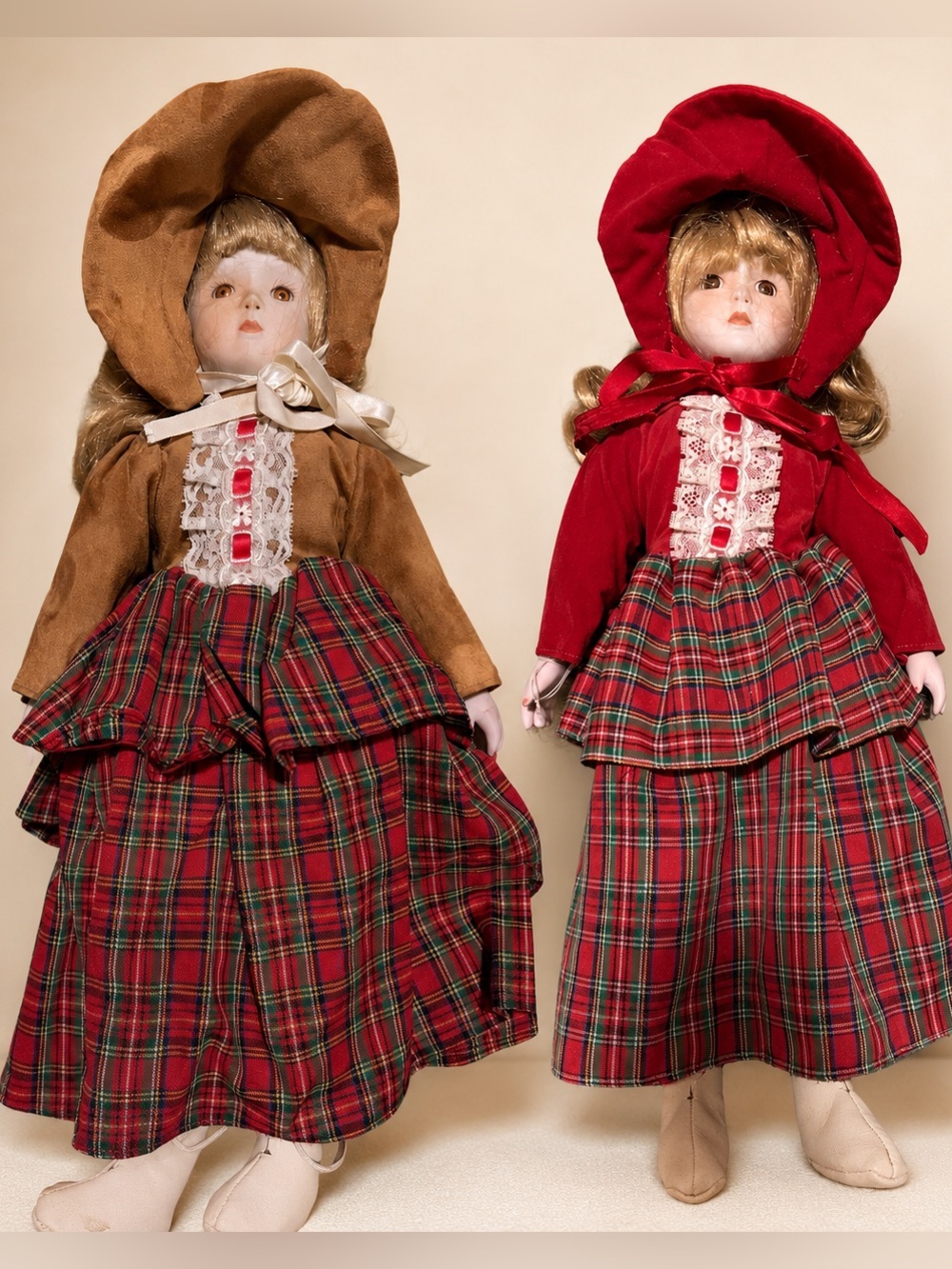 Vintage 1990s Porcelain Music Box Dolls Christmas Plaid Set of 2